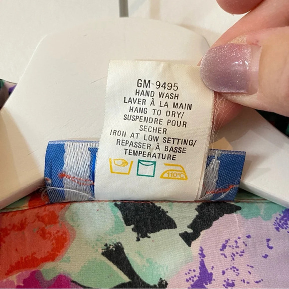 Vintage 1980s HER 100% Silk Short Sleeve Floral Blouse Size L - Picture 5 of 17